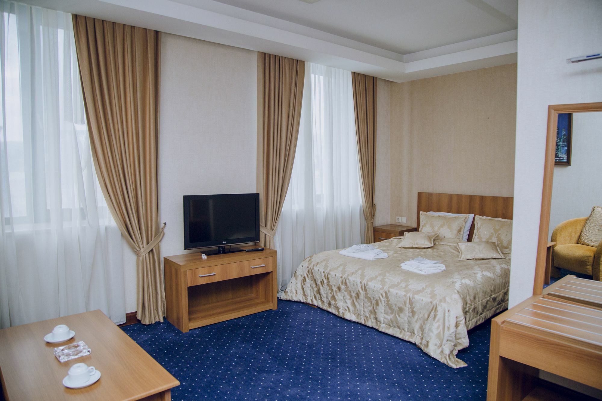 Caspian Ulduz Hotel Baku Exterior photo